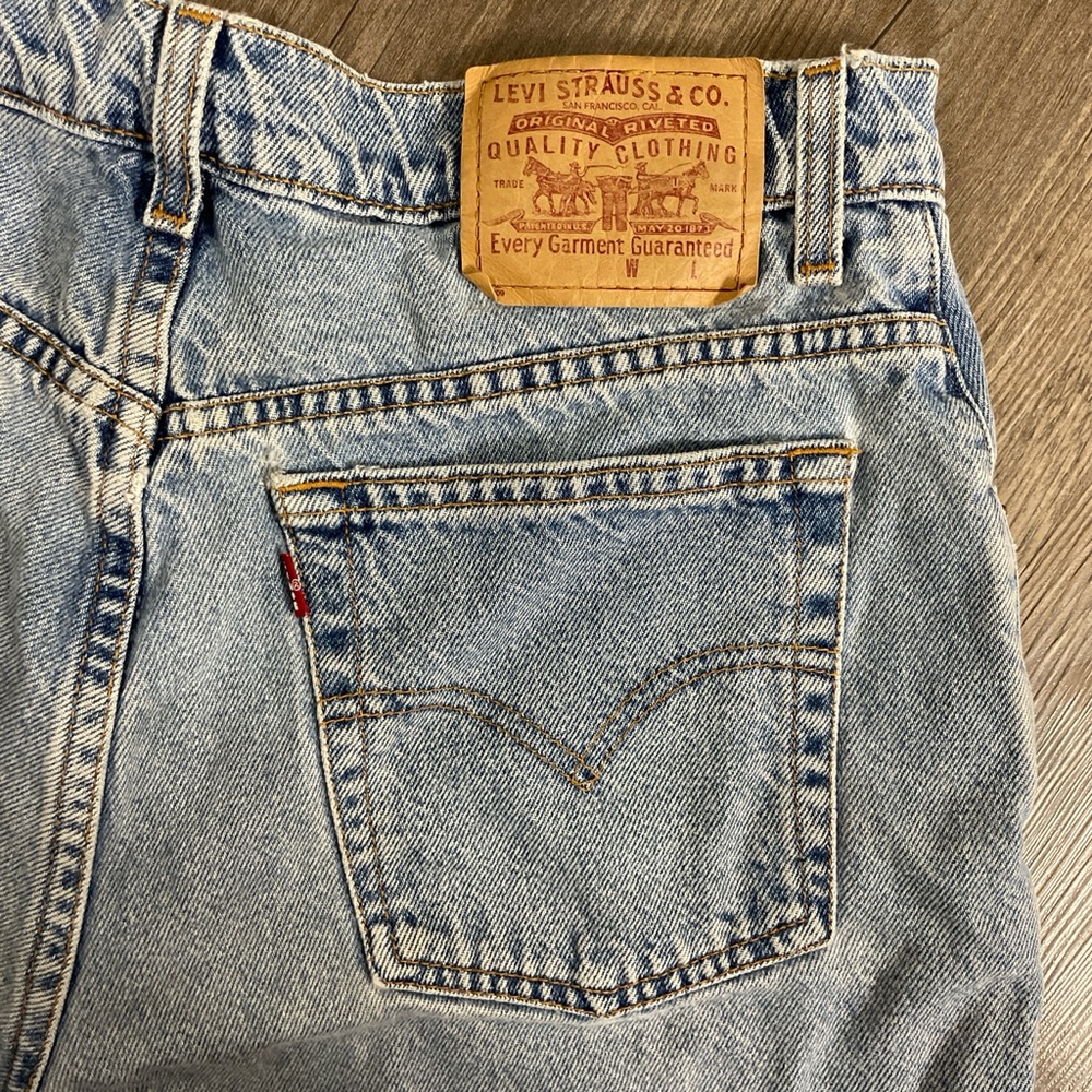 Levi Jorts!
